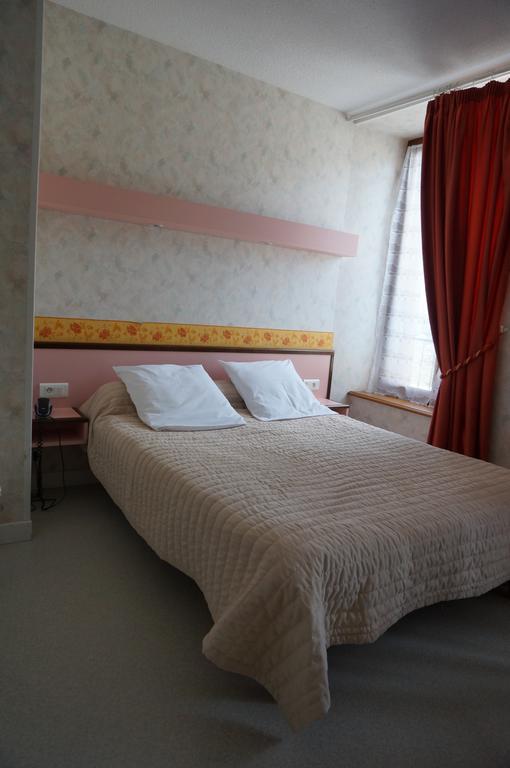 Logis Auberge De L'Allagnonette Saint-Poncy Екстериор снимка