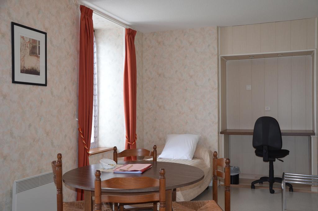 Logis Auberge De L'Allagnonette Saint-Poncy Екстериор снимка