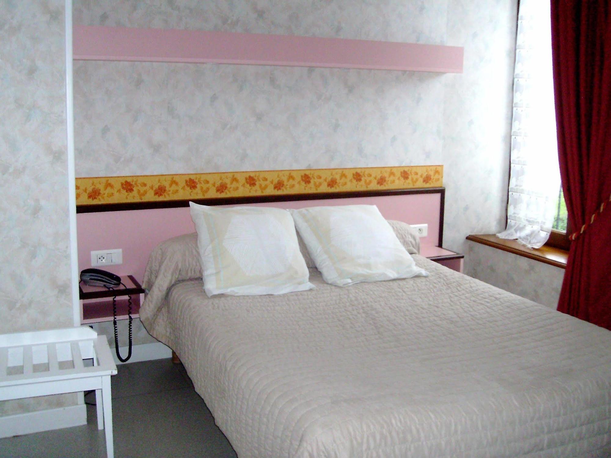 Logis Auberge De L'Allagnonette Saint-Poncy Екстериор снимка